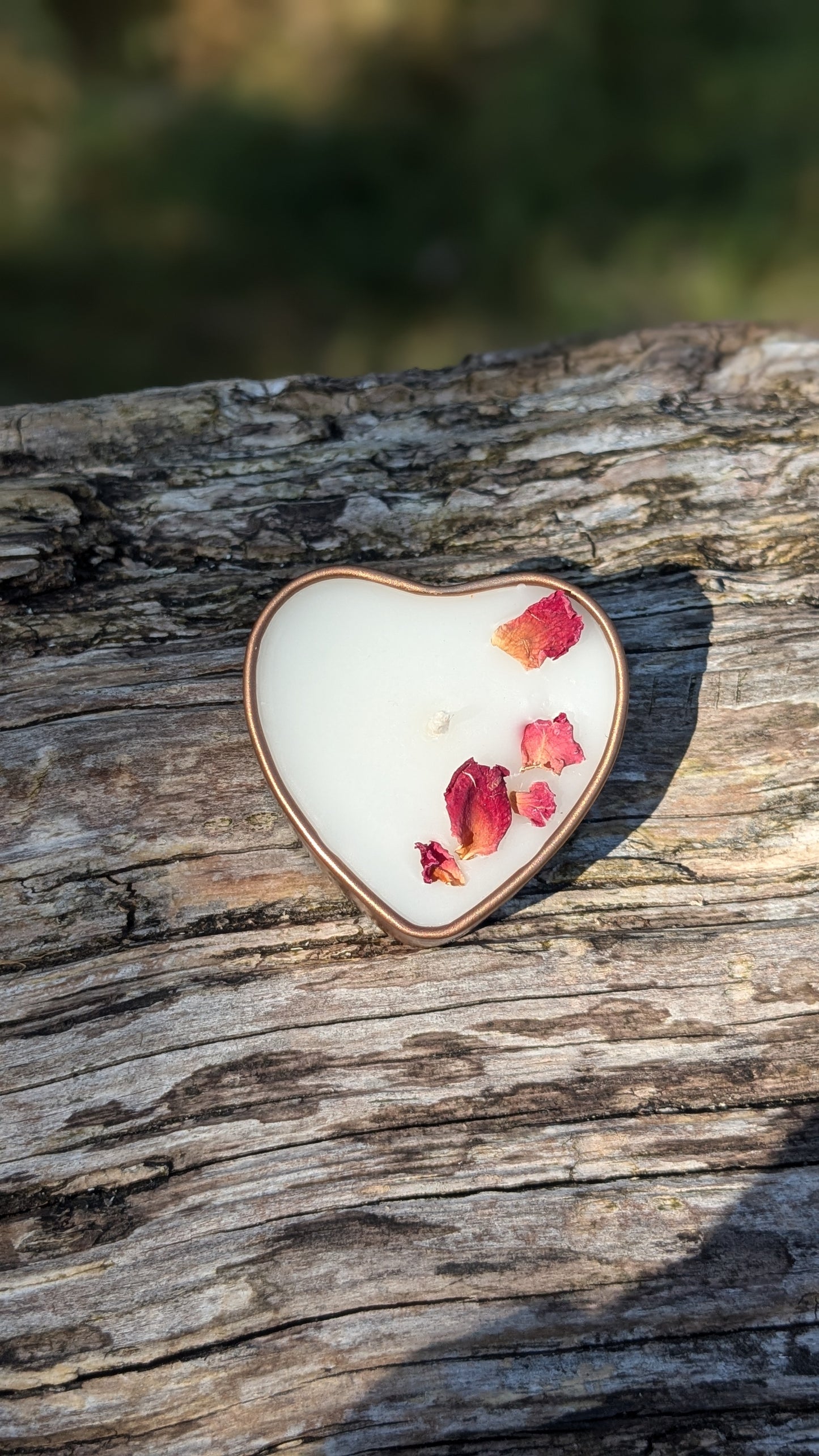 Handmade beeswax candles - Velvet Rose and Oud